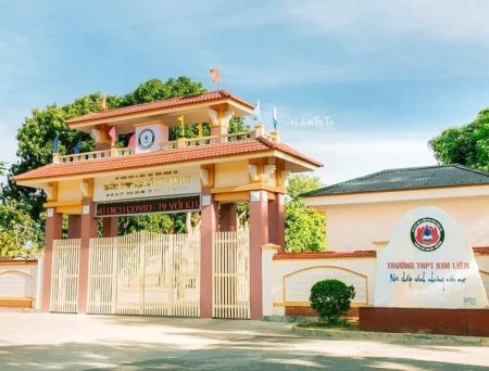 VINH DANH HỌC SINH ĐẠT HỌC BỔNG NEXTA TẠI TRƯỜNG THPT KIM LIÊN (NGHỆ AN)